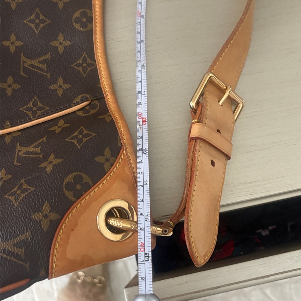 Louis Vuitton Tan and Brown Monogram Hobo Bag - Picture 12 of 12